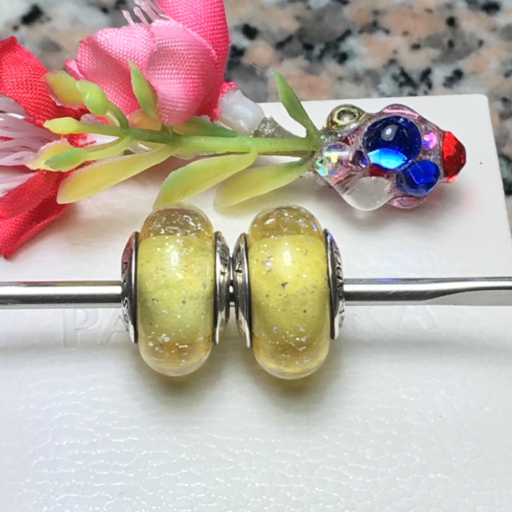 Pandora Charms bella...